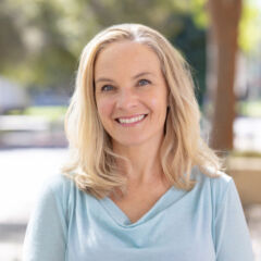 AndiTraynor_0004_RheeBeverePhoto_Stanford2022